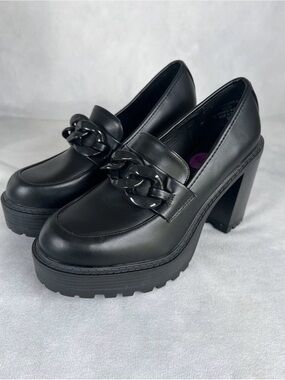 Madden Girl Black Chain-Accent Platform Loafers